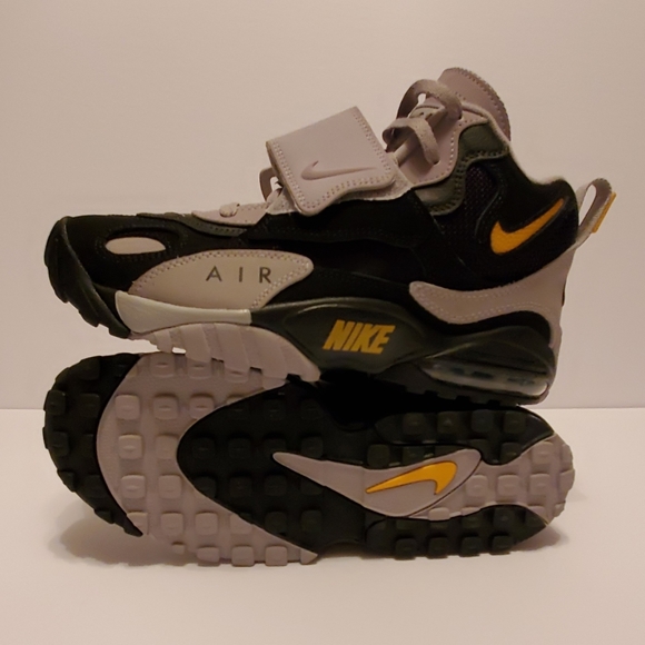 Nike Other - Nike air max speed turf size 9